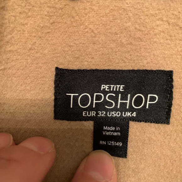 Coat - Picture 14 of 14